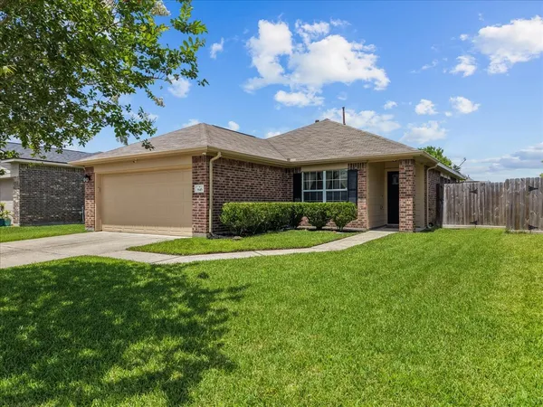 $240,000 | 845 Indigo Springs Lane, La Marque, TX 77568
