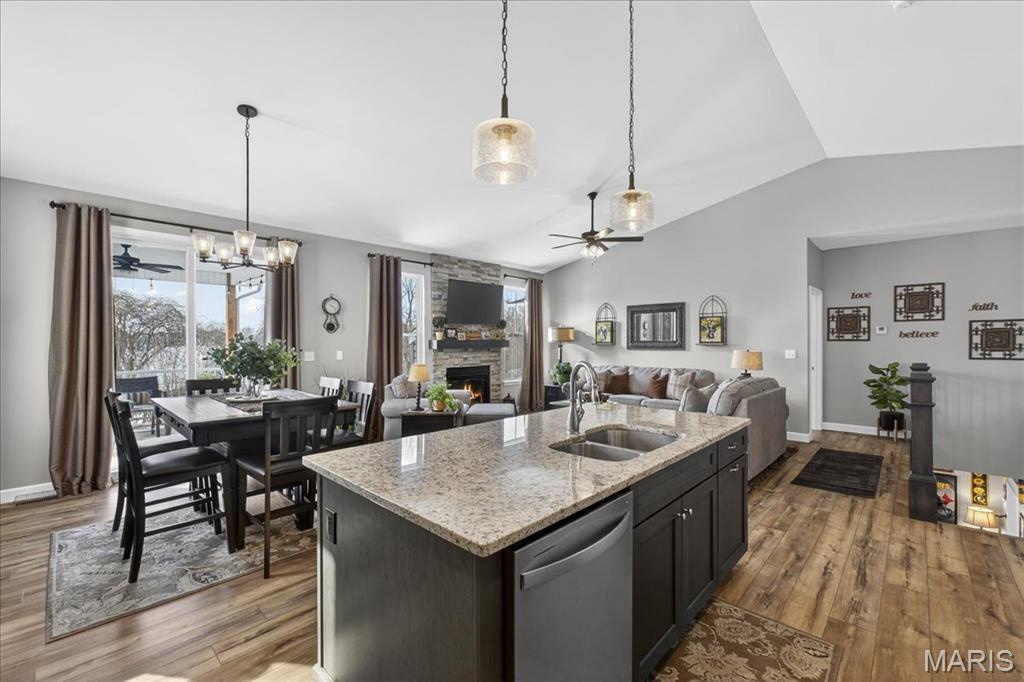 2002 Morningside Place Maryville, IL 62062 - Photo 11 of 39