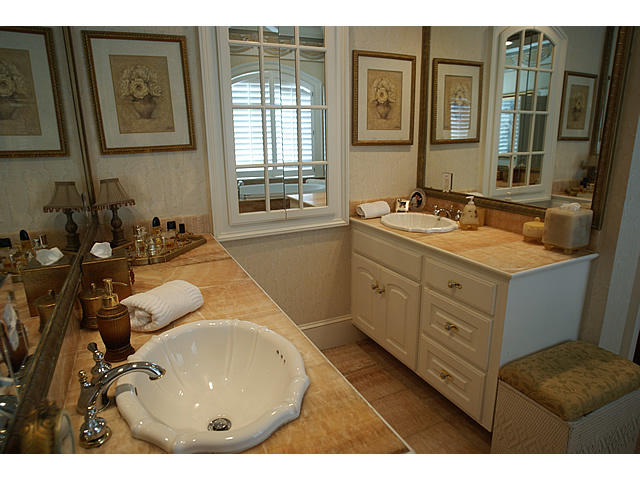 3580 Henrietta Hartford Road Mount Pleasant, SC 29466 - Photo 17 of 52 Master Bedroom
