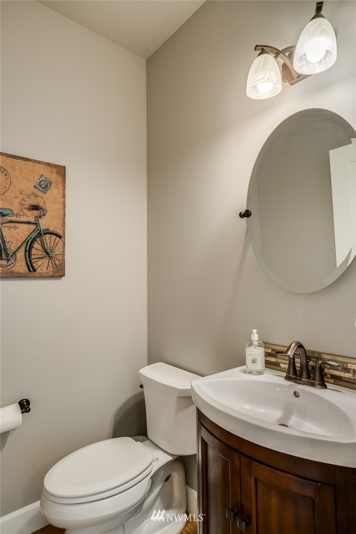 5575 Squilchuck Road Wenatchee, WA 98801 - Photo 12 of 30 Gallery Image 12