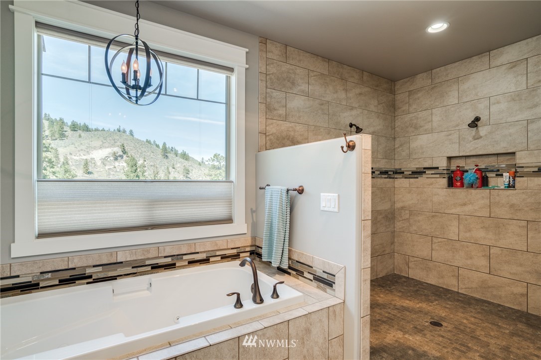 5575 Squilchuck Road Wenatchee, WA 98801 - Photo 17 of 30 Gallery Image 17