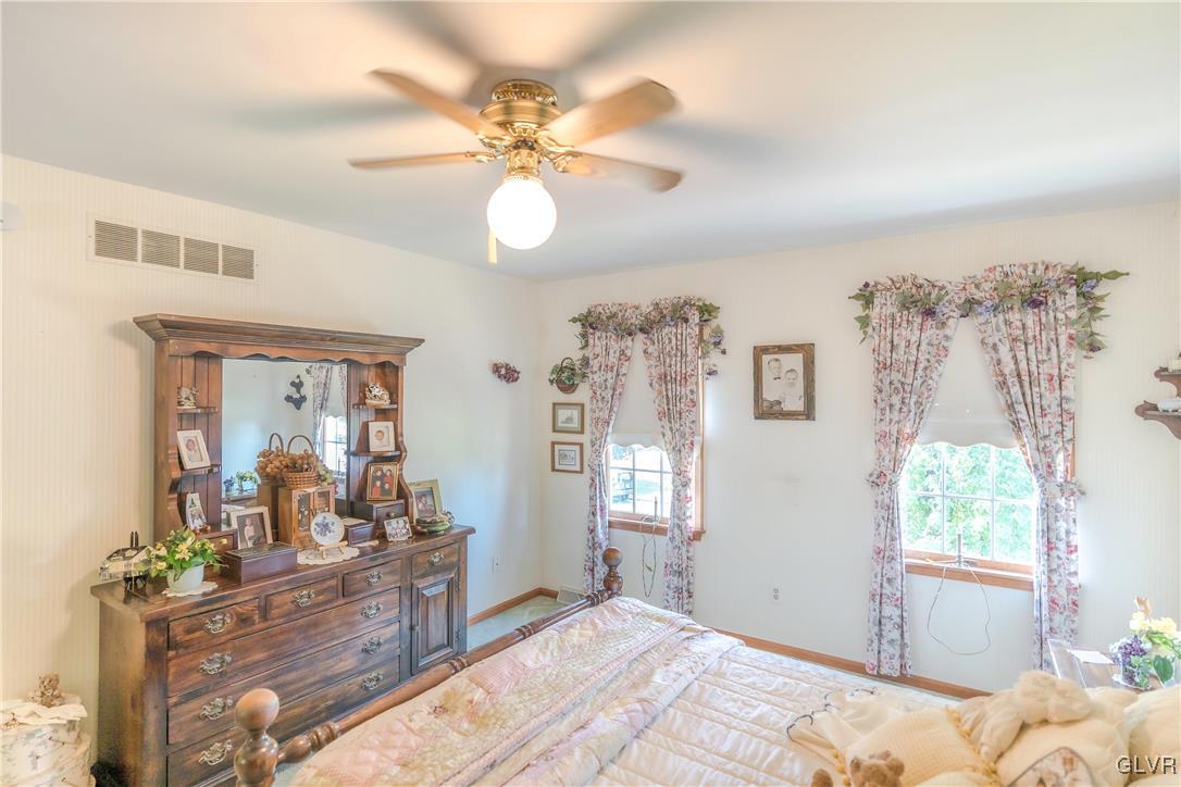4316 Greenfield Road Bethlehem, PA 18017 - Photo 30 of 45 Gallery Image 30