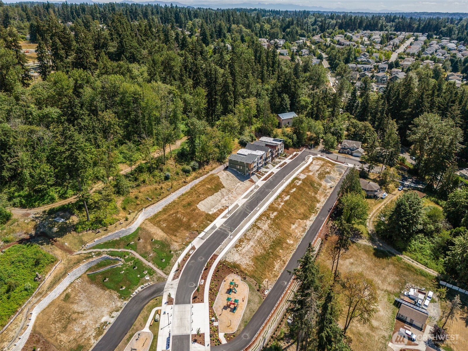 4027 Aberdeen Way Northeast Renton, WA 98056 - Photo 15 of 31