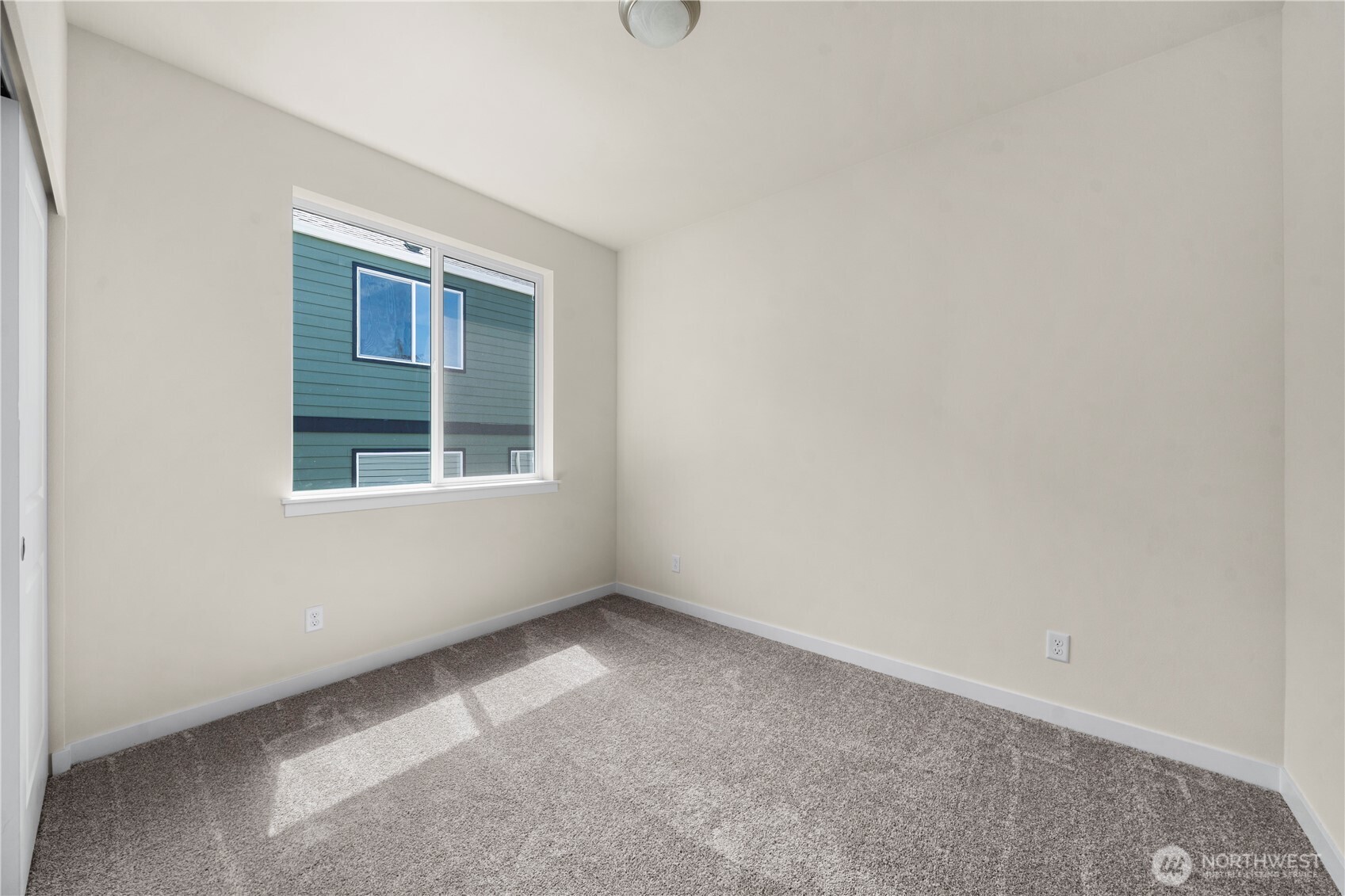 4027 Aberdeen Way Northeast Renton, WA 98056 - Photo 21 of 31