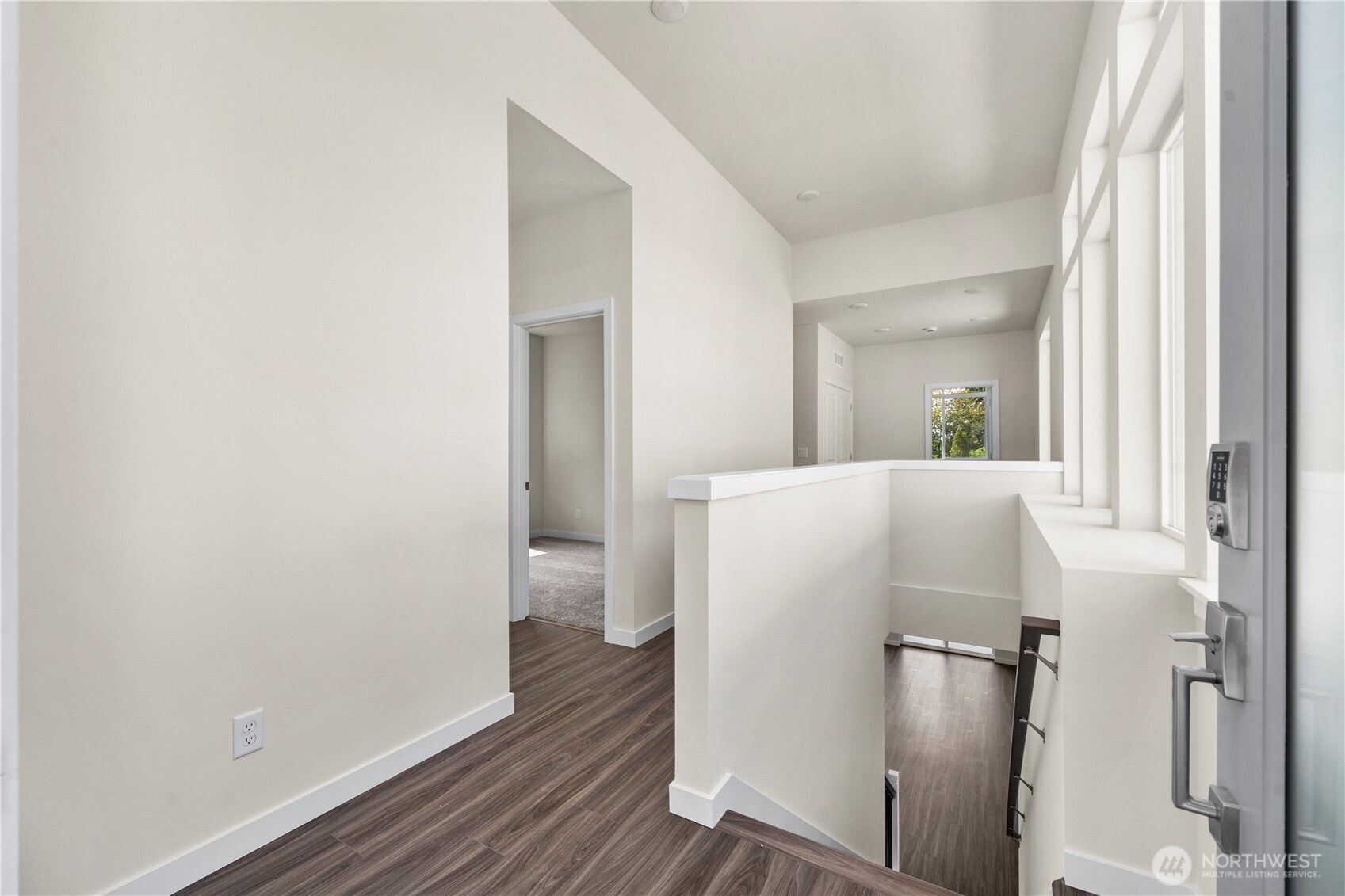 4027 Aberdeen Way Northeast Renton, WA 98056 - Photo 22 of 31