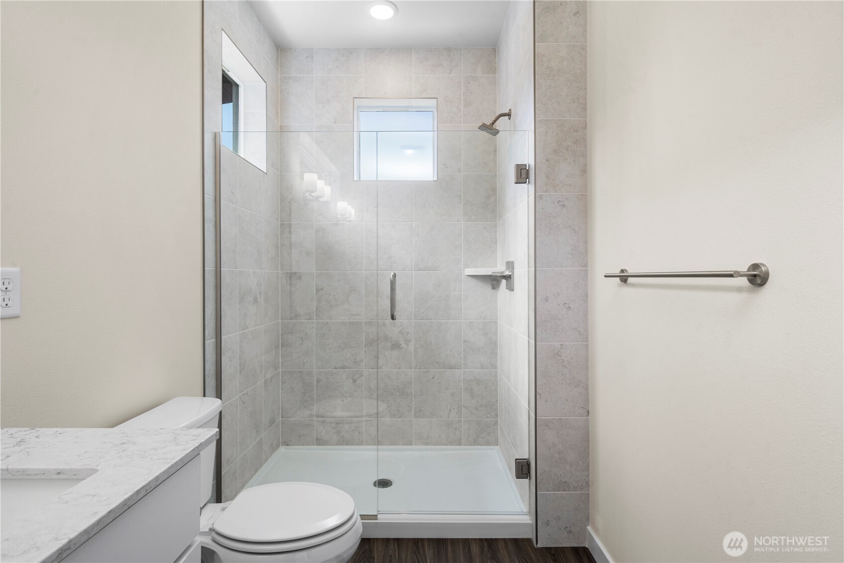 4027 Aberdeen Way Northeast Renton, WA 98056 - Photo 25 of 31