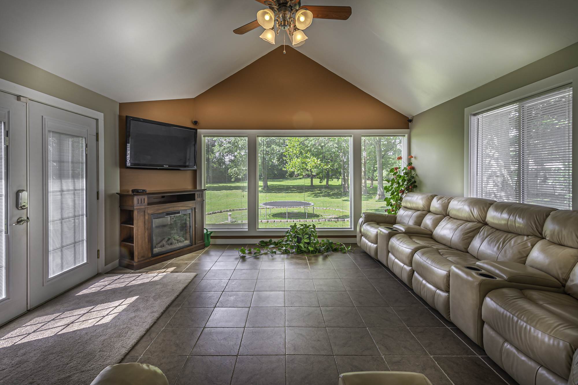 7214 Winchester Road Fort Wayne, IN 46819 - Photo 3 of 36