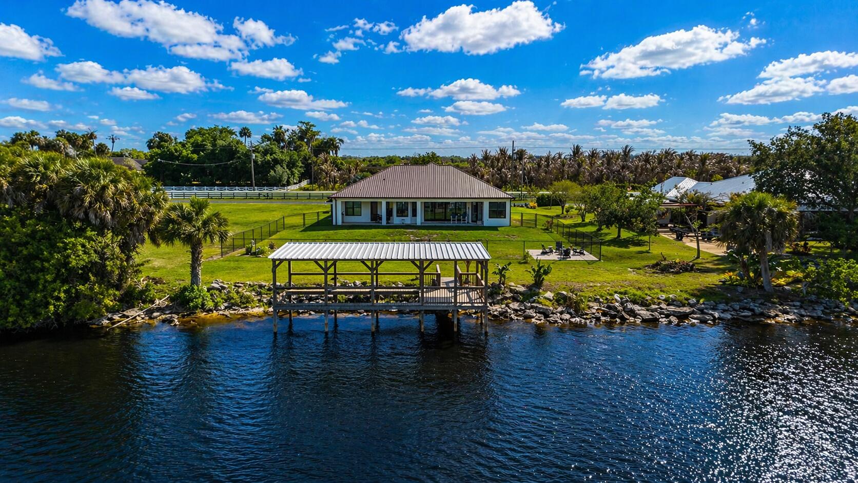 13360 Highway 441 Okeechobee, FL 34974 - Photo 18 of 21 6F6DE2E7-1003-415C-9E09-CF7871A314E5