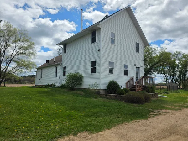 $389,900 | W6581 Meyer Road, New Lisbon, WI 53950