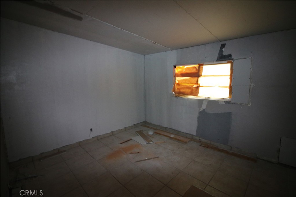 84042 Lingayan Avenue Indio, CA 92201 - Photo 8 of 23