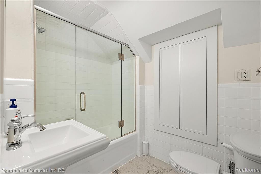 1900 Fairview Street Birmingham, MI 48009 - Photo 47 of 55