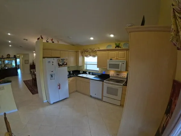 $4,000 | 11585 Augustus Drive, Boynton Beach, FL 33437