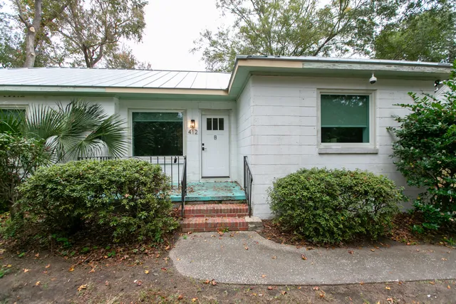 $2,800 | 415 Riverland Drive, Unit B, Charleston, SC 29412