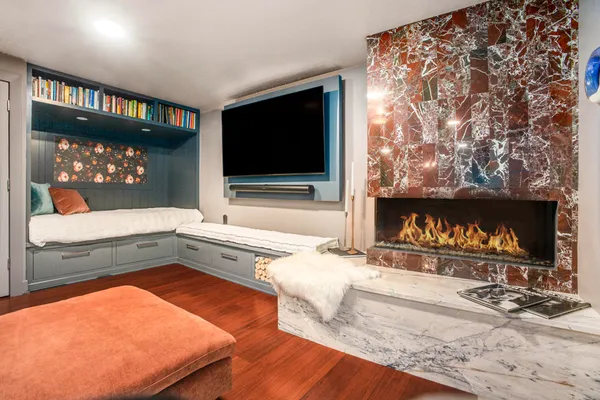 $1,250,000 | 60 Alta Dale Avenue Northeast, Ada, MI 49301