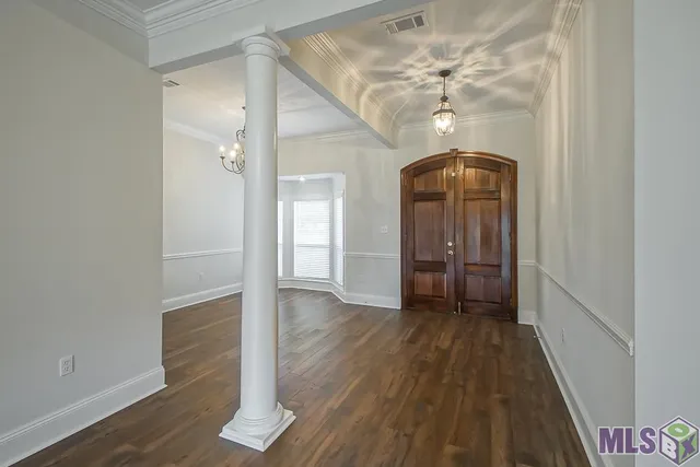 $359,900 | 10673 Hillshire Avenue, Baton Rouge, LA 70810