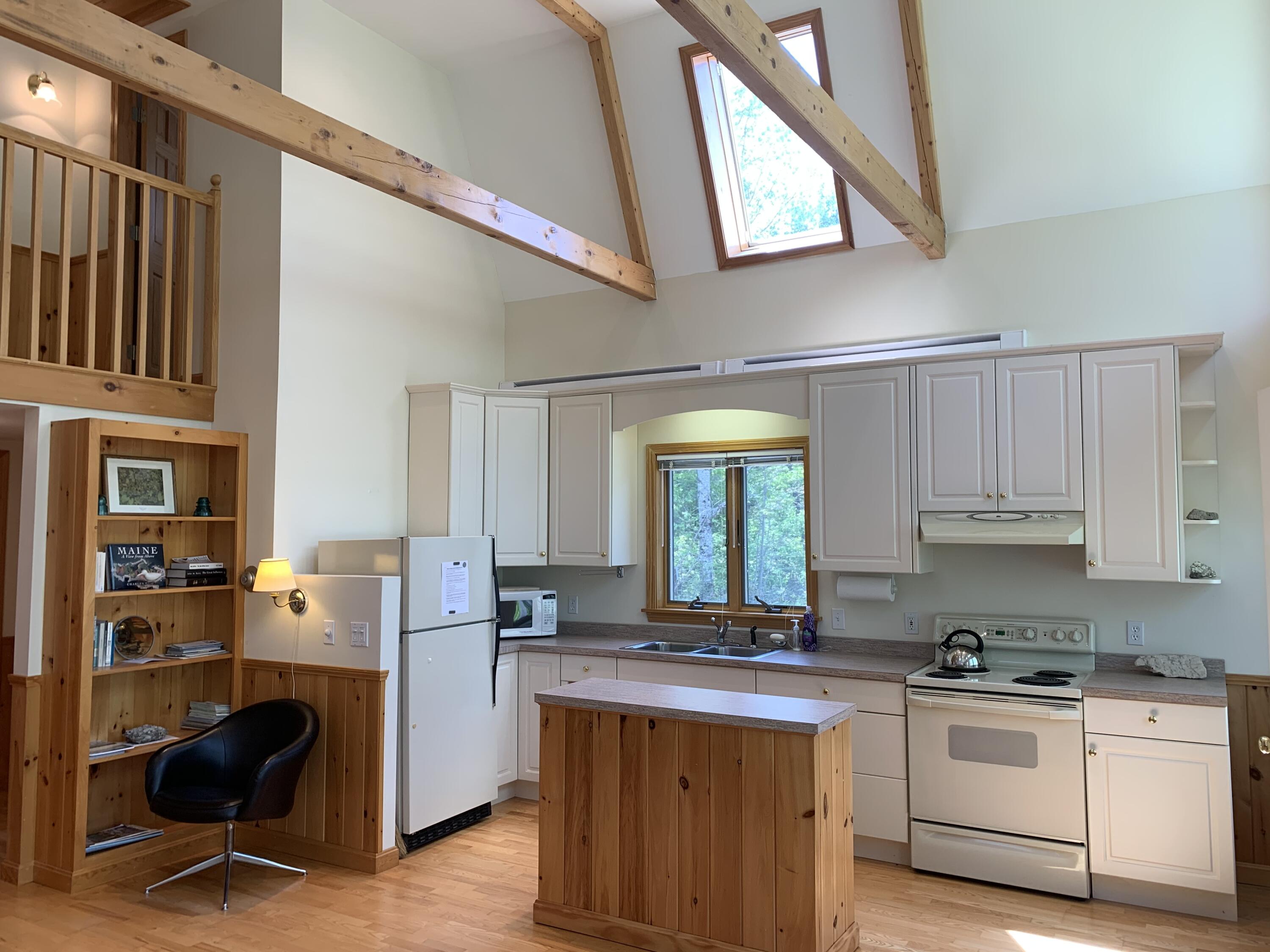 180 Jordan Way Ellsworth, ME 04605 - Photo 2 of 10 IMG_0094