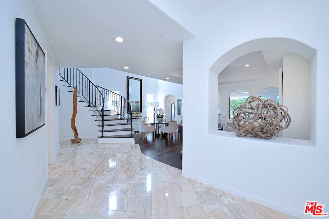 820 Howard Street Marina del Rey, CA 90292 - Photo 3 of 51