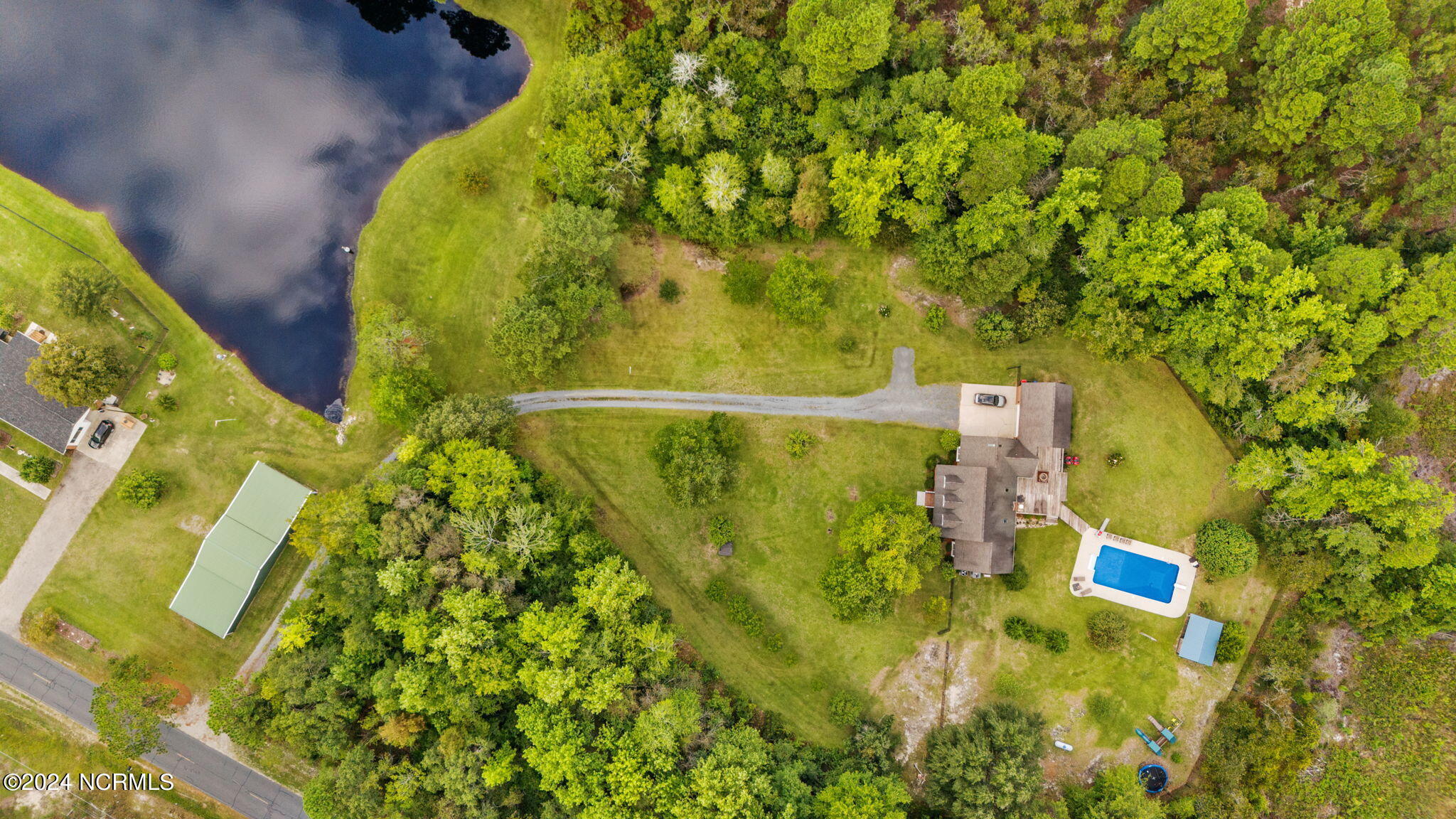573 Boyd Lake Road Hamlet, NC 28345 - Photo 21 of 67 20-web-or-mls-dji_fly_20240915_102758_01