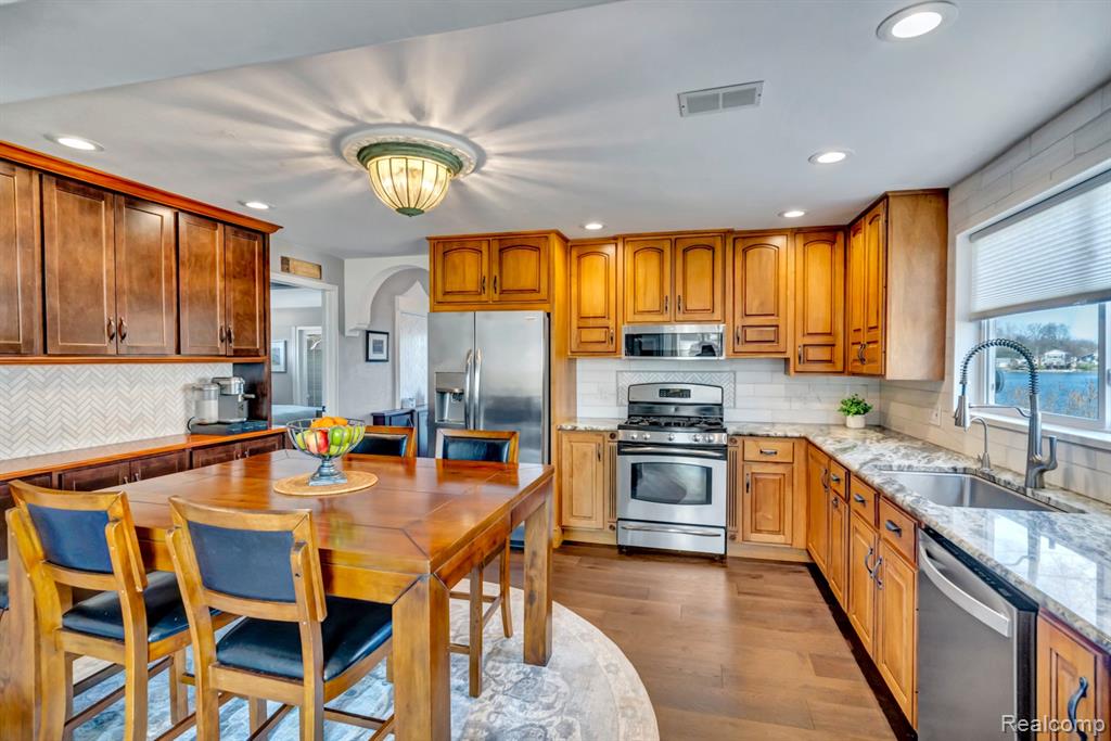 9860 Boucher Road Otter Lake, MI 48464 - Photo 15 of 50