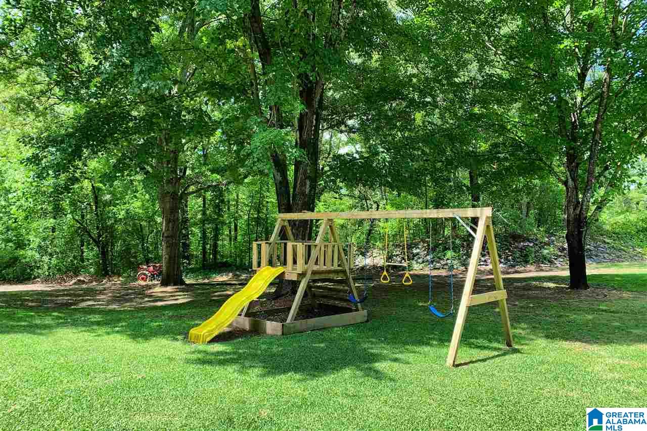 595 Old Coldwater Road Anniston, AL 36201 - Photo 3 of 50