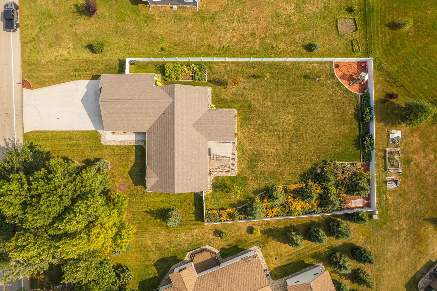 2033 Long Lake Road Detroit Lakes, MN 56501 - Photo 5 of 34