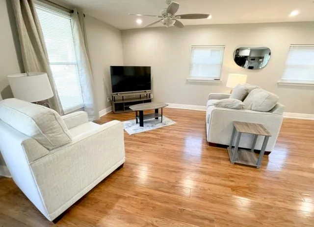 $2,200 | 233 Douglas Drive, River Ridge, LA 70123