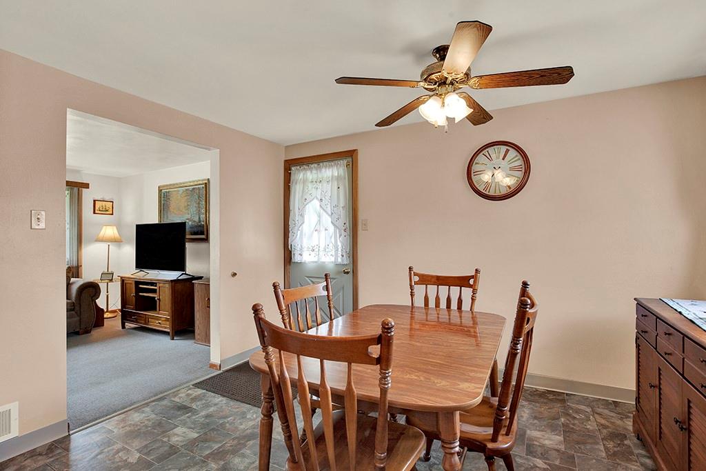 758 Barren Run Road Smithton, PA 15479 - Photo 9 of 24 Eat in Kitchen/ Dinette area