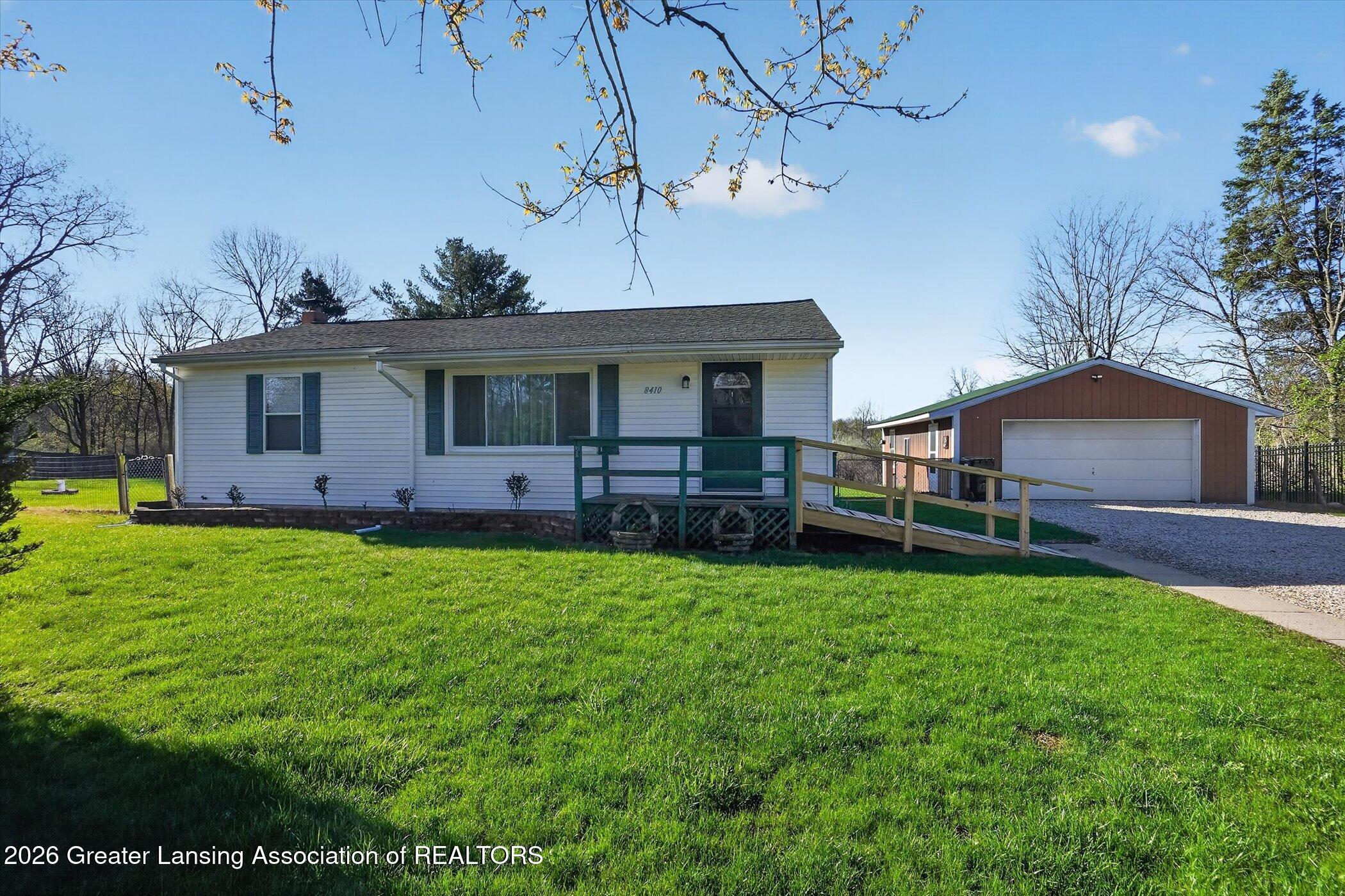 8410 Coleman Road Haslett, MI 48840 - Photo 2 of 63 04-8410-Coleman-Rd-Haslett-MI-48840-Wind