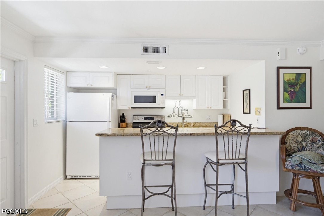 480 5th Street South, Unit 202 Naples, FL 34102 - Photo 7 of 11