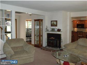 55 Red Berry Road Levittown, PA 19056 - Photo 6 of 12 Living Room