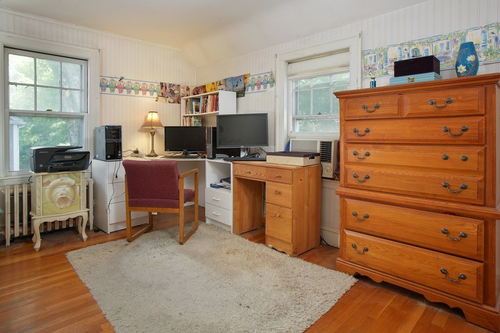 45 Pine Plain Road Wellesley, MA 02481 - Photo 9 of 11