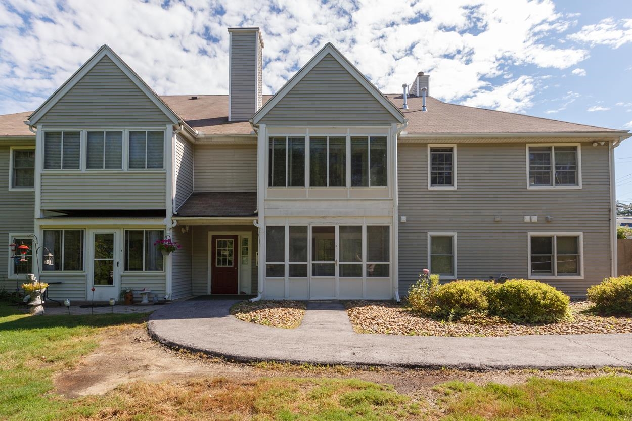 491 Mammoth Road, Unit 4 Londonderry, NH 03053 - Photo 29 of 35