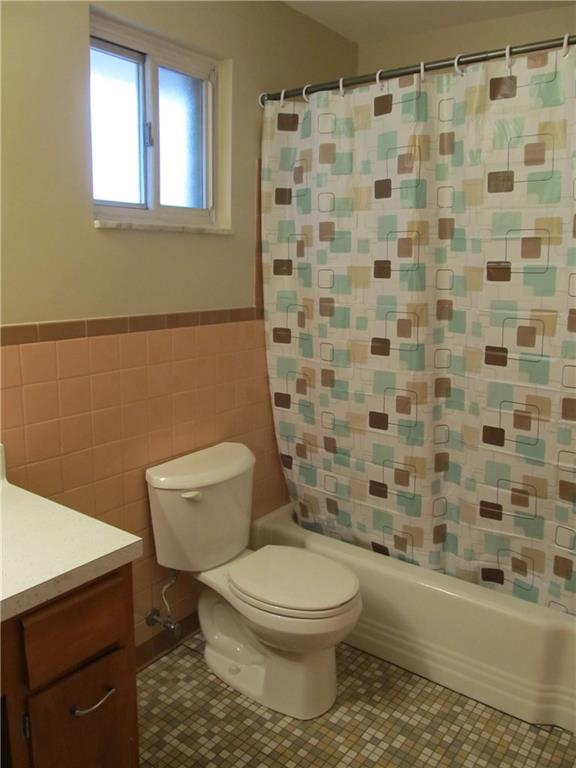 1447 Anderson Road Pittsburgh, PA 15209 - Photo 14 of 24