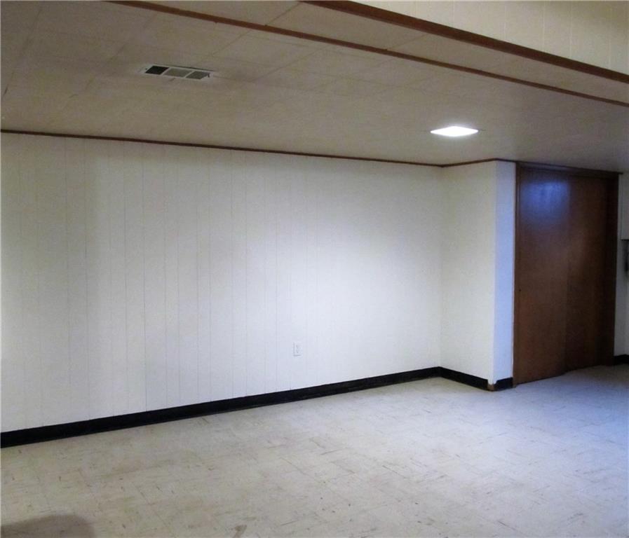 1447 Anderson Road Pittsburgh, PA 15209 - Photo 19 of 24 Gameroom