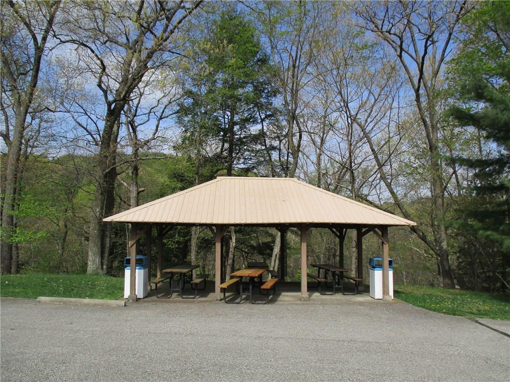 1447 Anderson Road Pittsburgh, PA 15209 - Photo 23 of 24