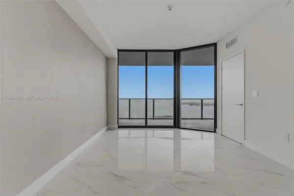 $8,800 | 711 Northeast 23rd Terrace, Unit 3906, Miami, FL 33137