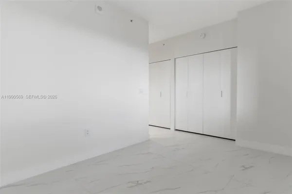 $8,800 | 711 Northeast 23rd Terrace, Unit 3906, Miami, FL 33137