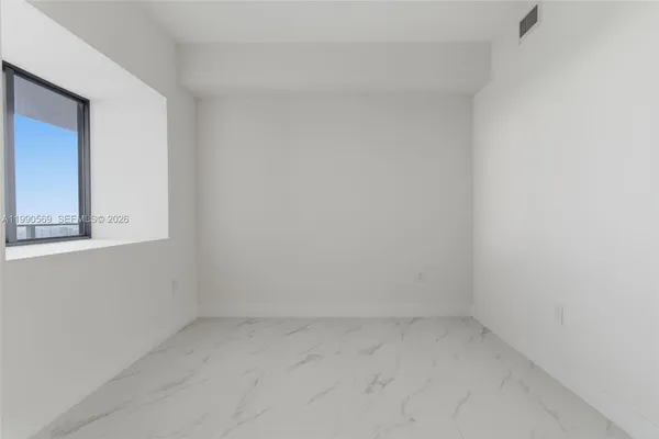 $8,800 | 711 Northeast 23rd Terrace, Unit 3906, Miami, FL 33137