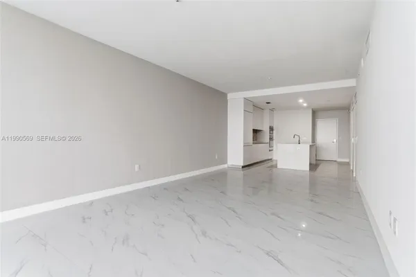 $8,800 | 711 Northeast 23rd Terrace, Unit 3906, Miami, FL 33137