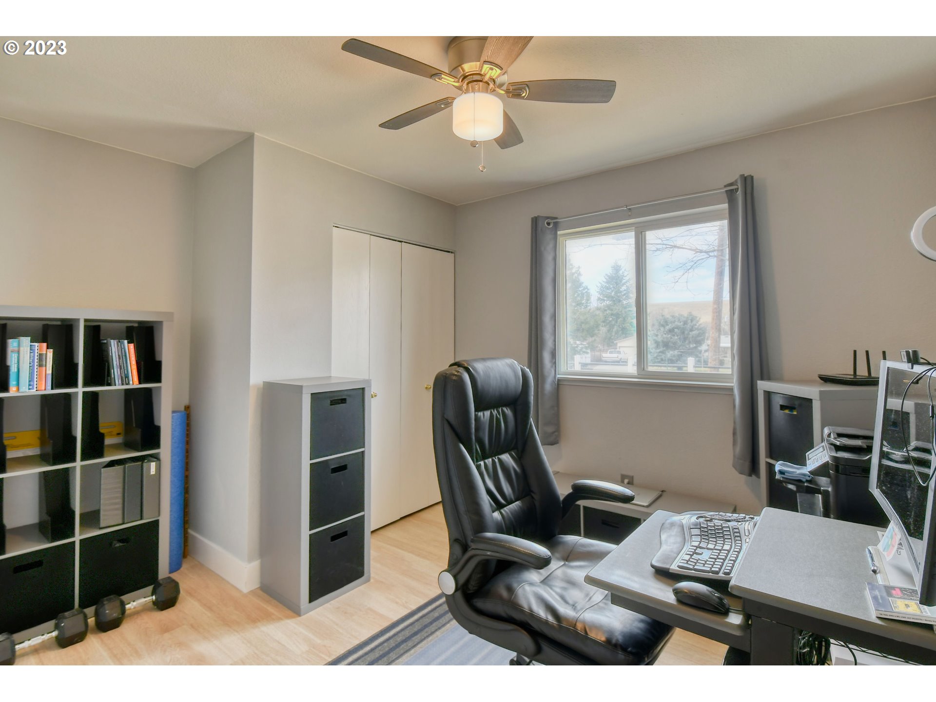 1320 Southwest 37th Street Pendleton, OR 97801 - Photo 26 of 31 a work room with furniture and a window
