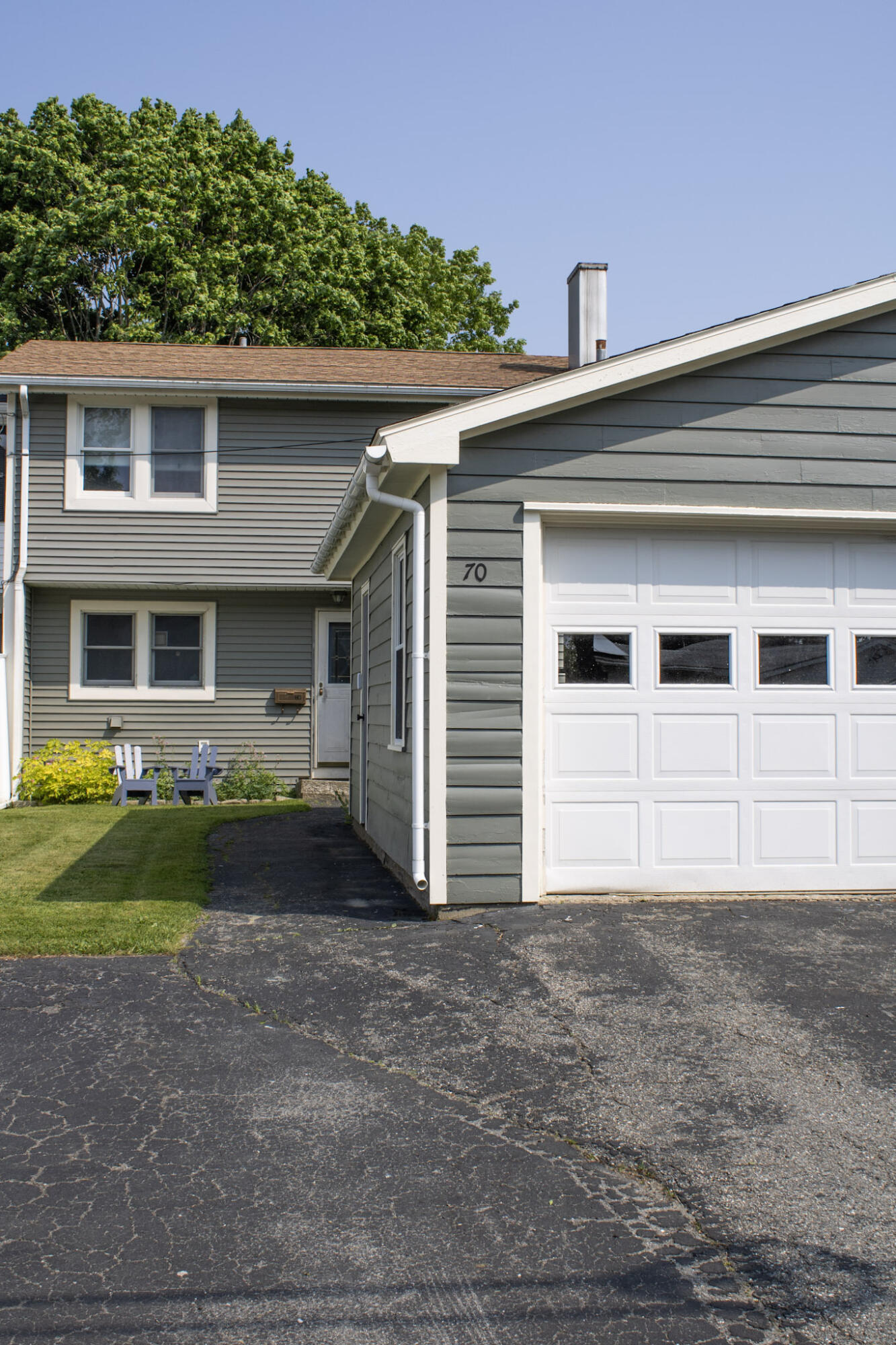 70 Mt Desert Drive Bangor, ME 04401 - Photo 5 of 50 IMG_0470-1