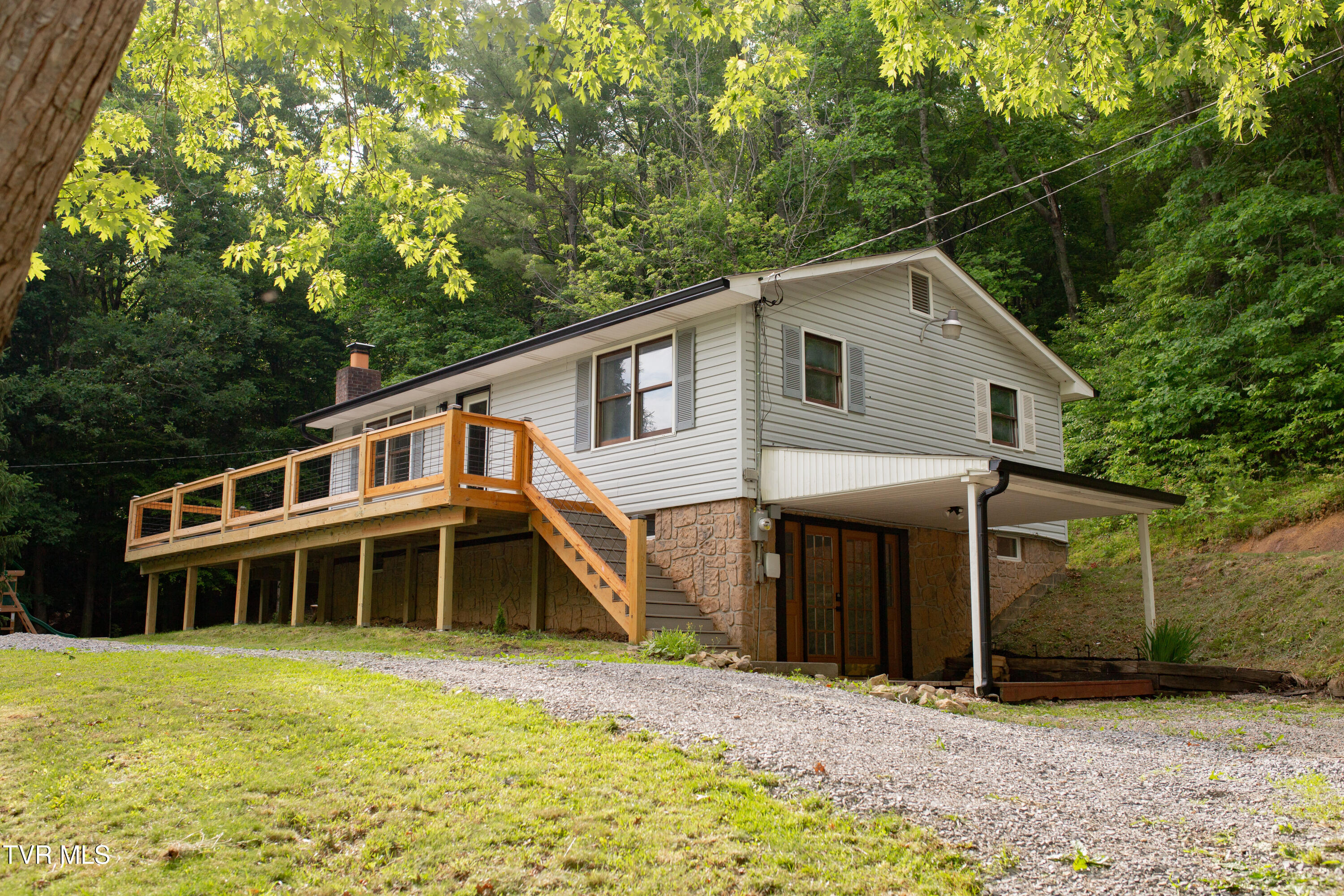 540 Whaley Town Road Butler, TN 37640 - Photo 1 of 39 IMG_0568