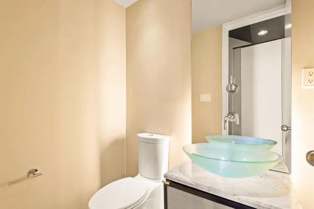 $4,900 | 526 Manila Avenue, Unit 2, Jersey City, NJ 07302