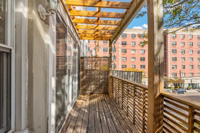 $4,900 | 526 Manila Avenue, Unit 2, Jersey City, NJ 07302