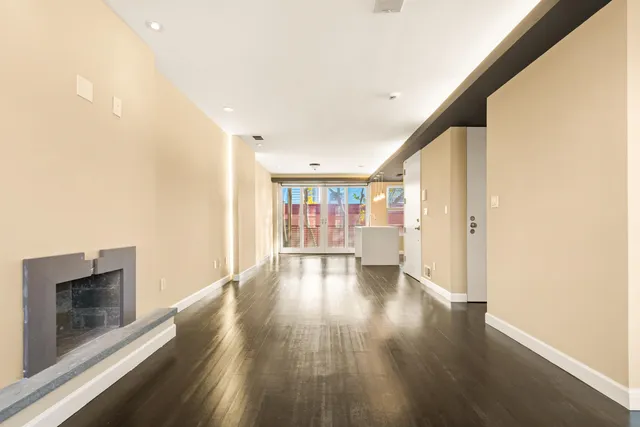 $4,900 | 526 Manila Avenue, Unit 2, Jersey City, NJ 07302