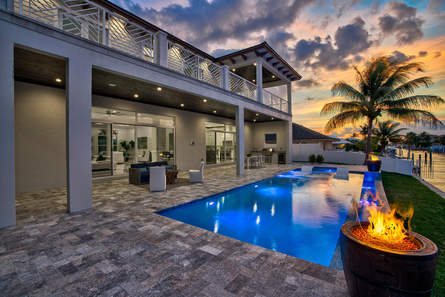 1090 Powell Drive Riviera Beach, FL 33404 - Photo 1 of 67 p3996341_3296759119_6