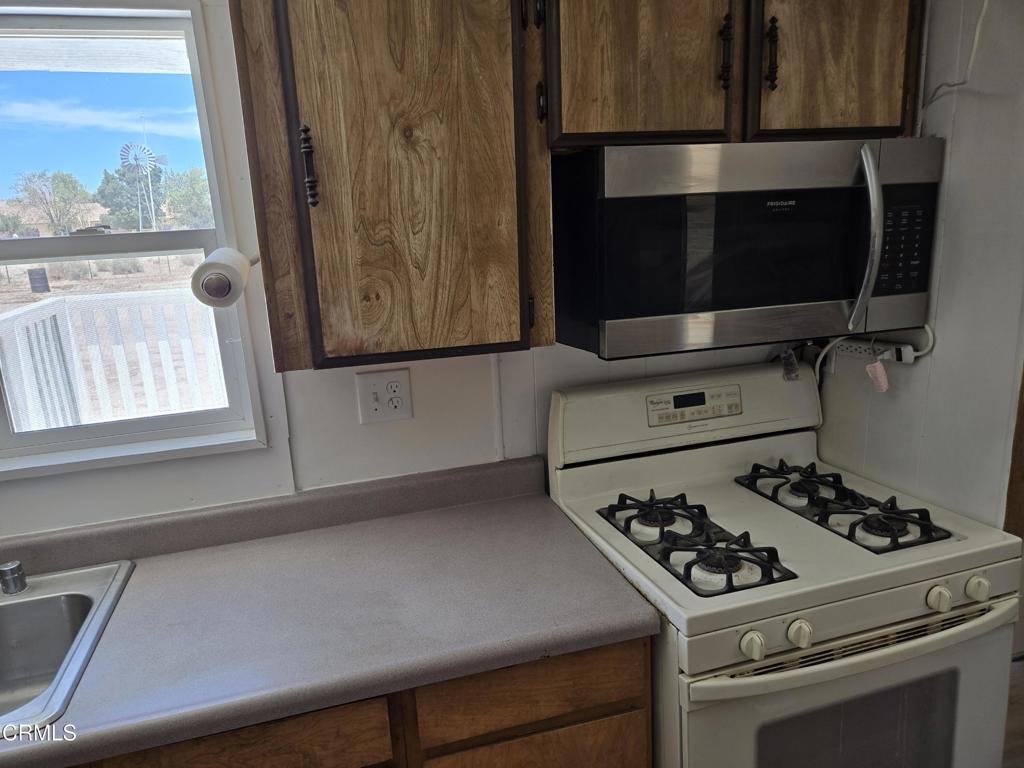 4851 Truman Road Rosamond, CA 93560 - Photo 4 of 20 Truman 4