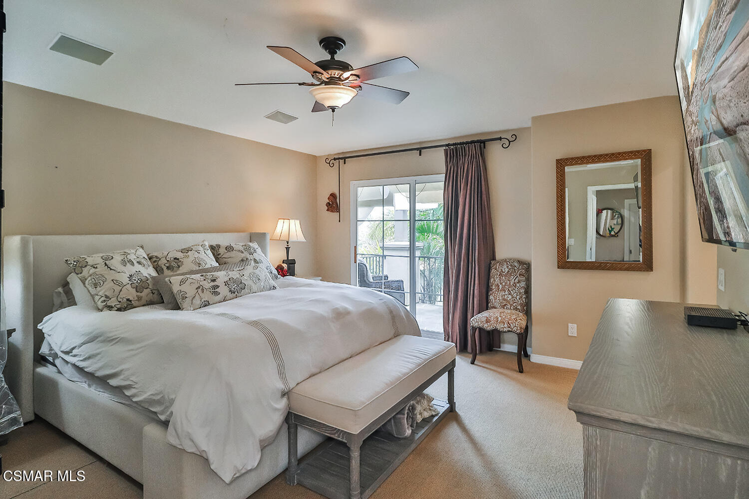 963 Corte Augusta Camarillo, CA 93010 - Photo 35 of 52 kPrimary Bedroom Suite1