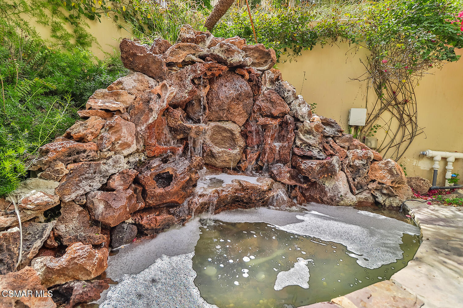 963 Corte Augusta Camarillo, CA 93010 - Photo 43 of 52 lBackyard7