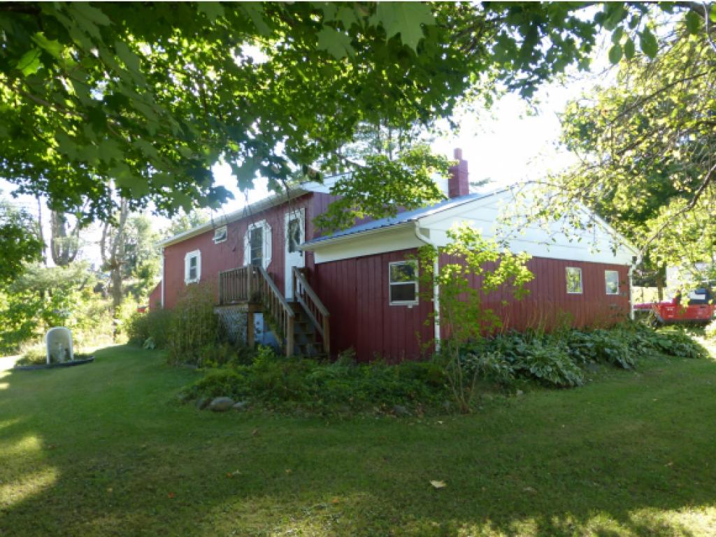 153 Scottsdale Road Newport, VT 05855 - Photo 3 of 13 Gallery Image 3